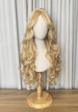 Robin | Basic Cap Synthetic Wig Beach Blonde