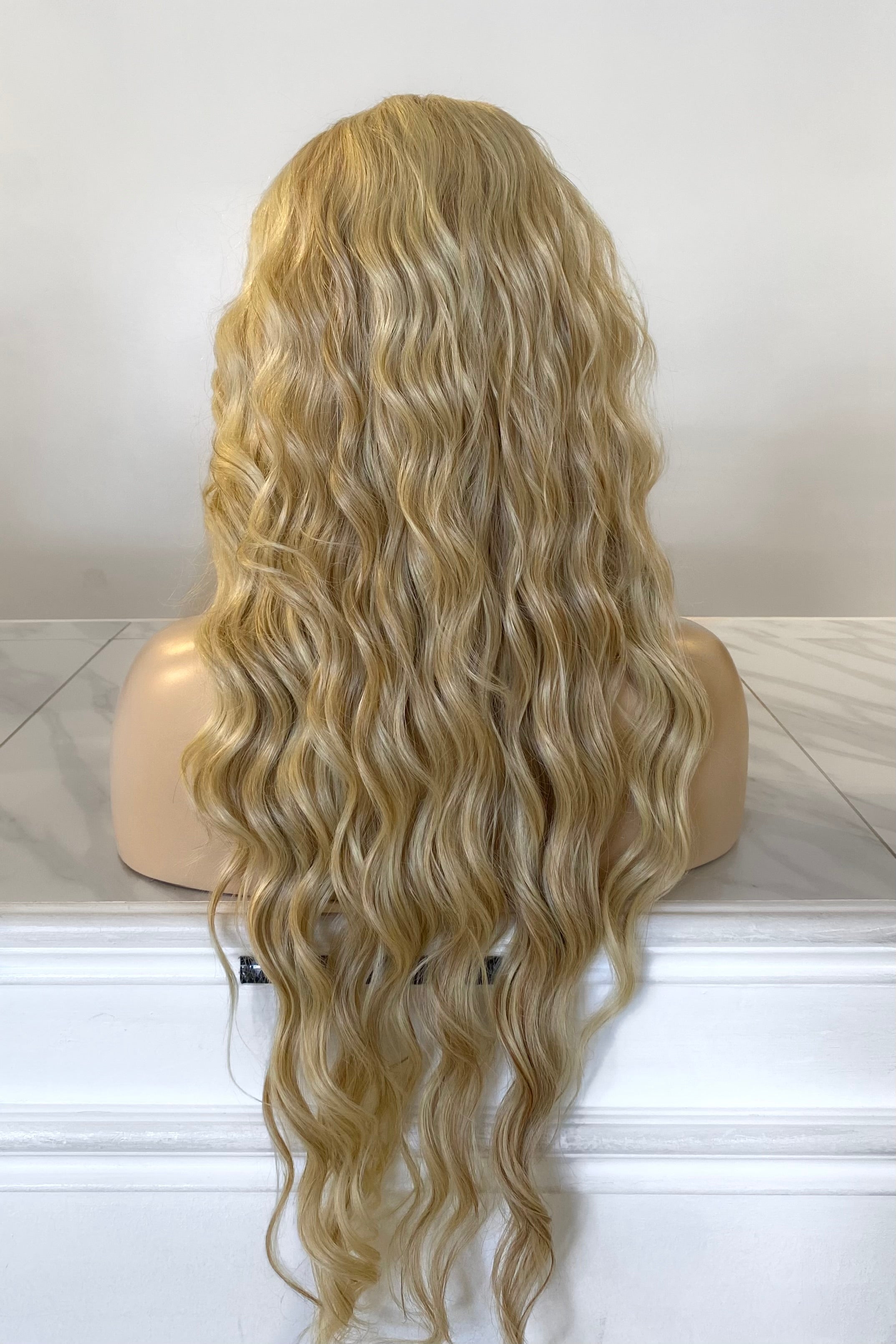 Nixie | Synthetic Lace Front Wig