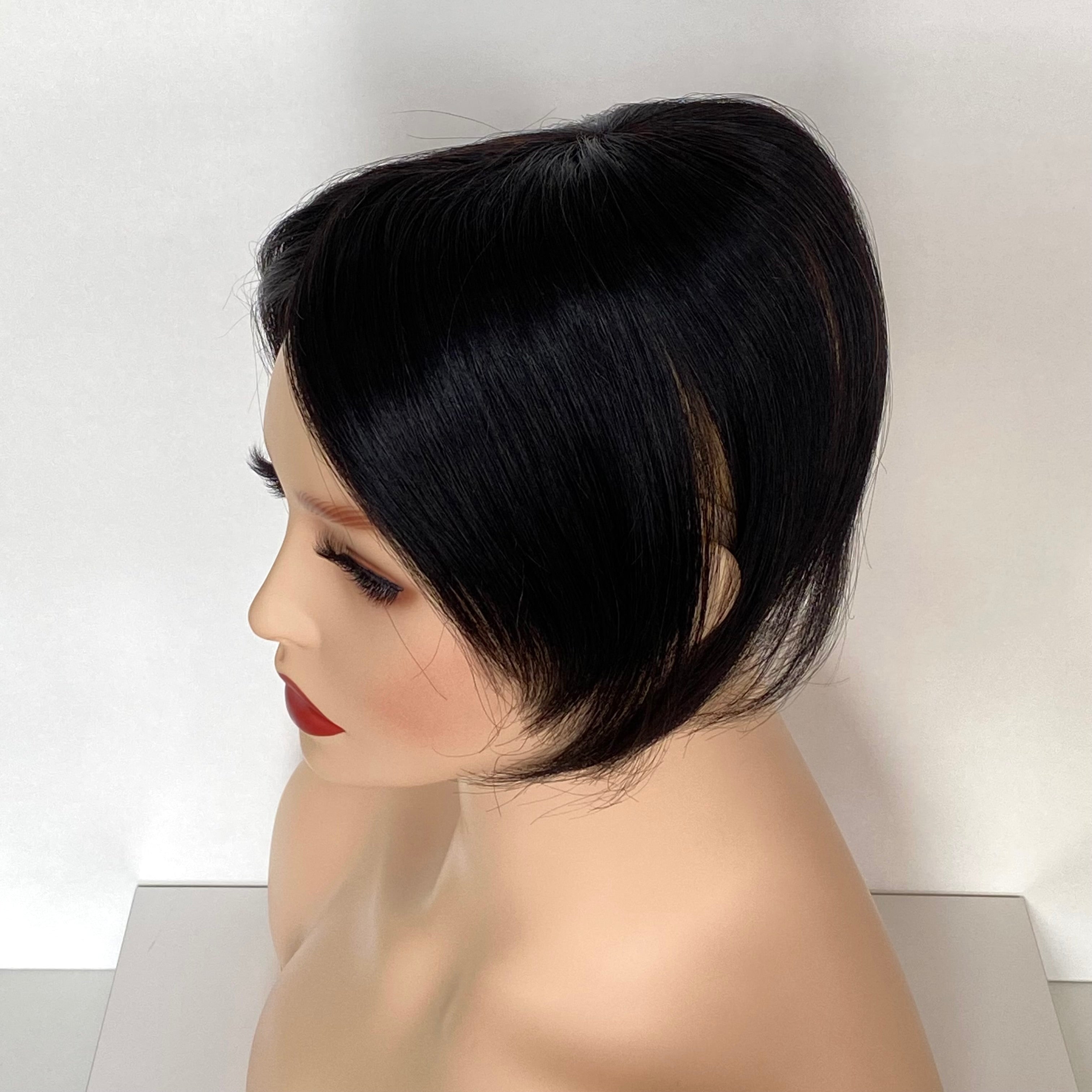 Topper hair outlet piece